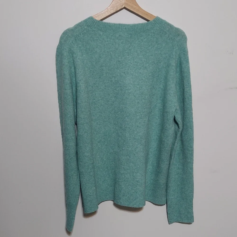 J. Crew Seafoam Crew Neck Sweater Women's Size Large
